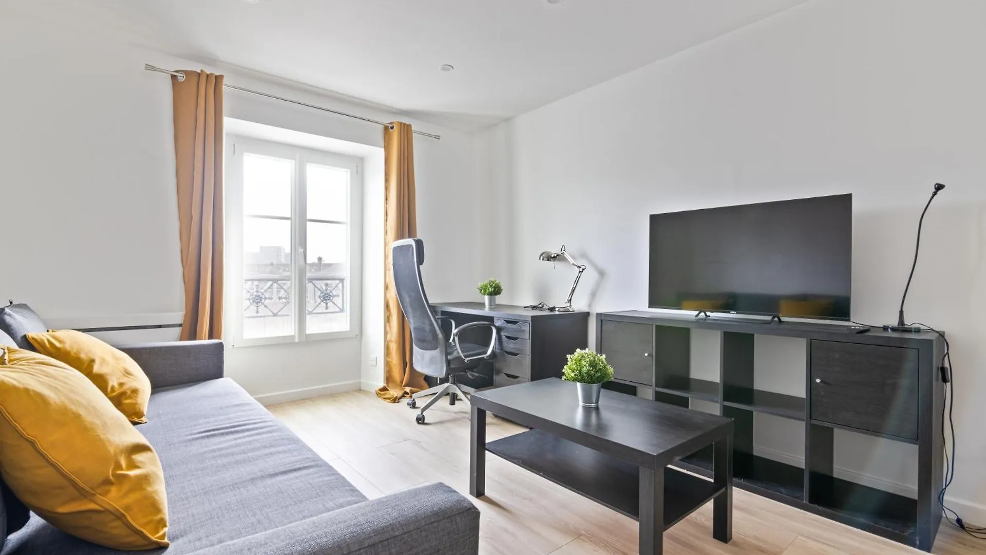 1 Bedroom Apartment Quartier Austerlitz Free Netflix París Francia